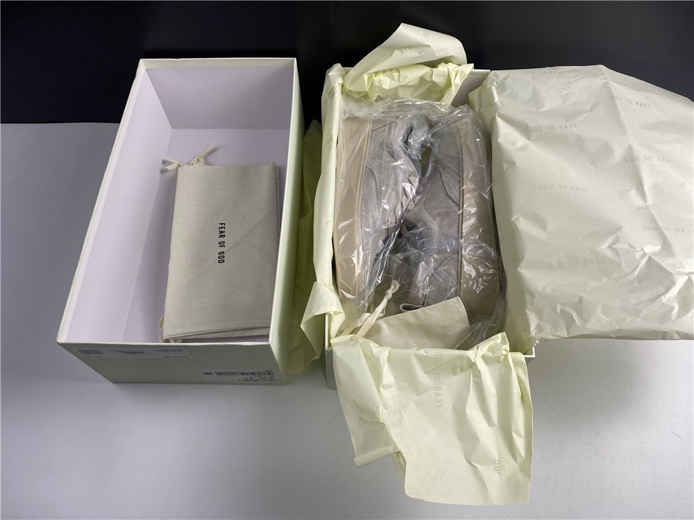 FEAR OF GOD 101 LOW TOP BONE